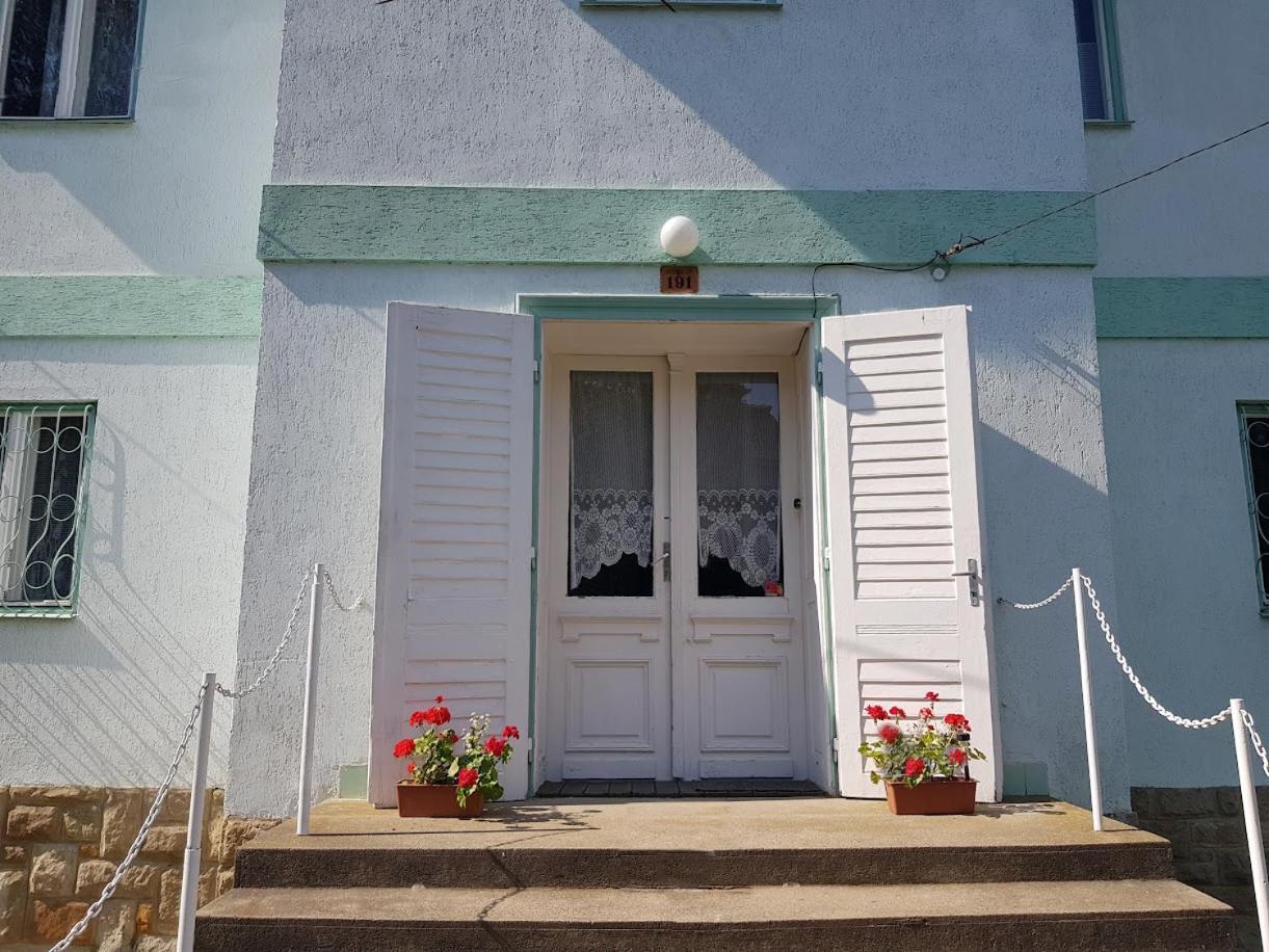 Muskátli Vendégház Parád Exterior foto